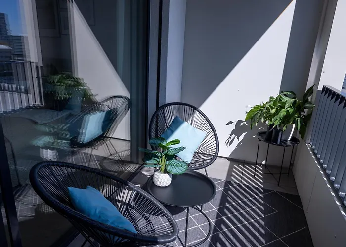 아파트 Leon - Exclusive, Balcony & Garage Parking 브라티슬라바
